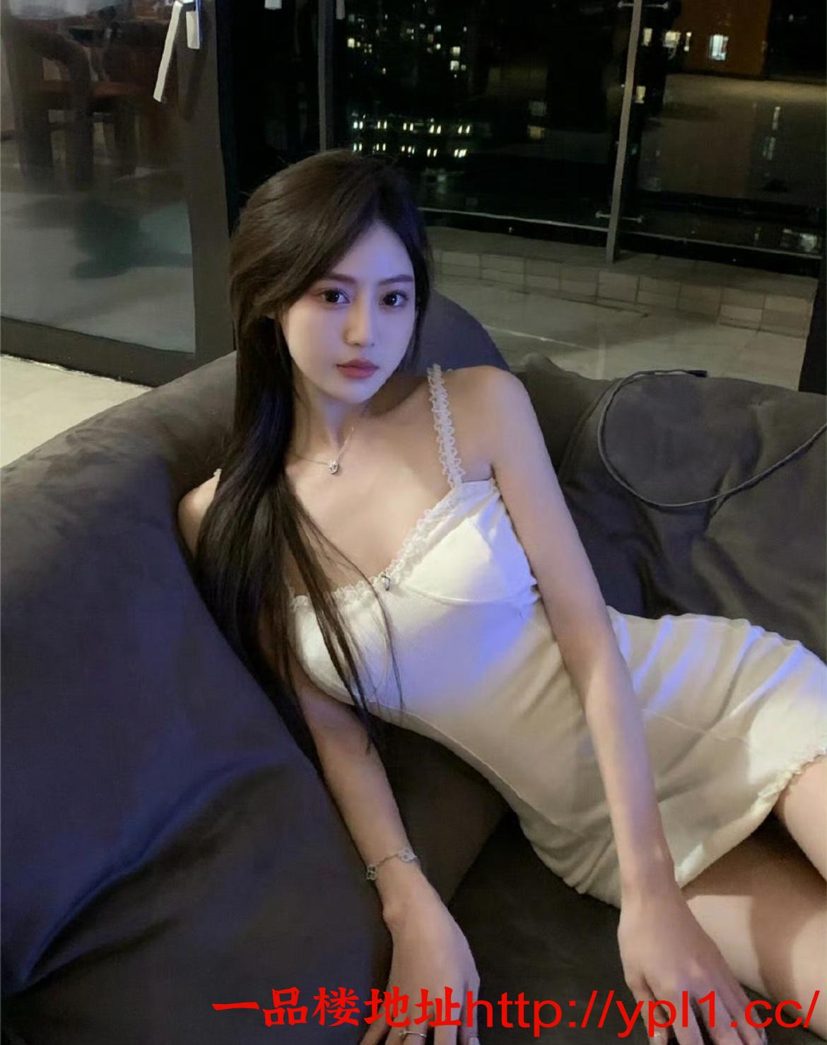 兼职情瘾御姐粉嫩鲍鱼