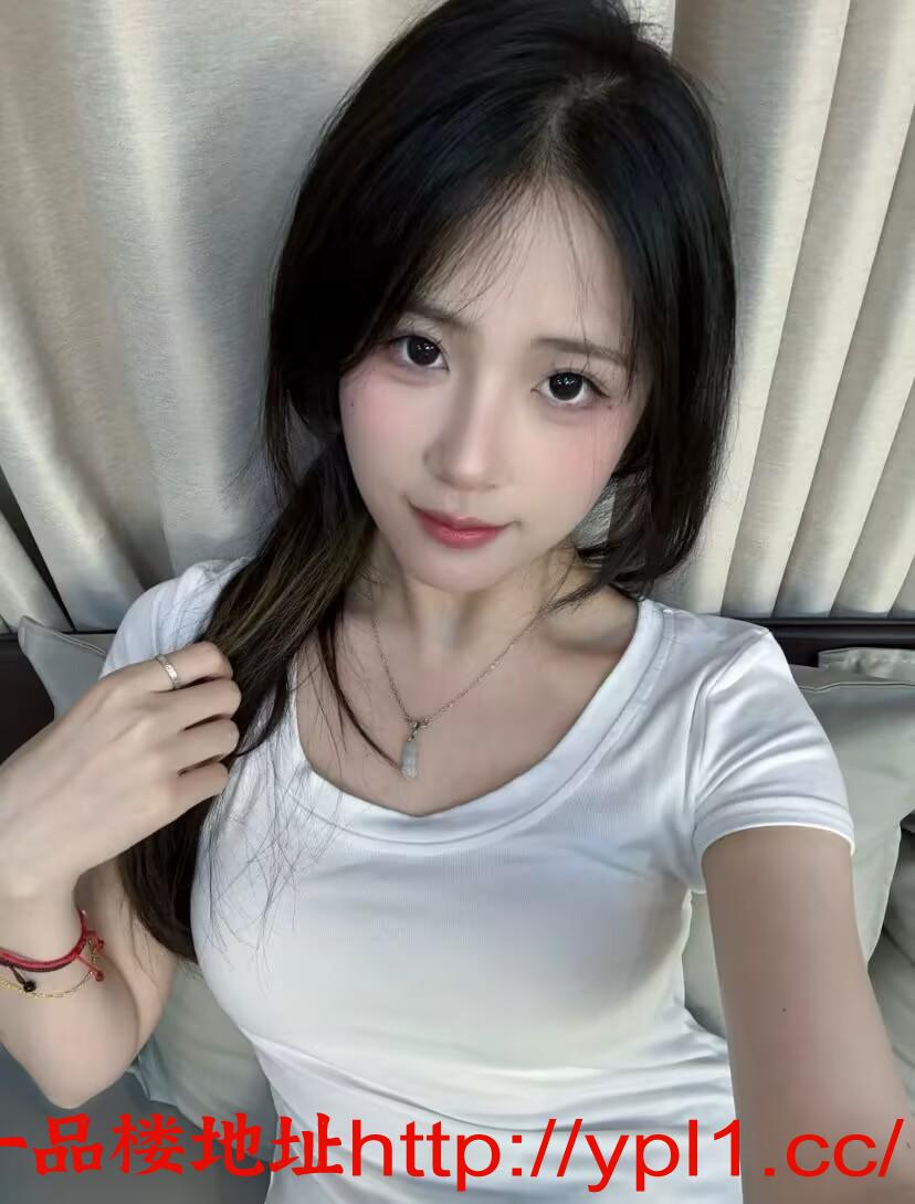 刚兼职的嫩妹三点粉嫩会喷水