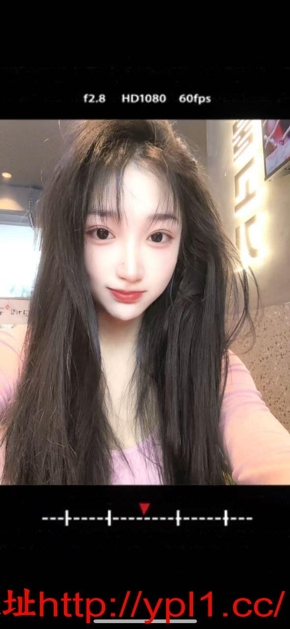 白云娇小精致大奶嫩妹