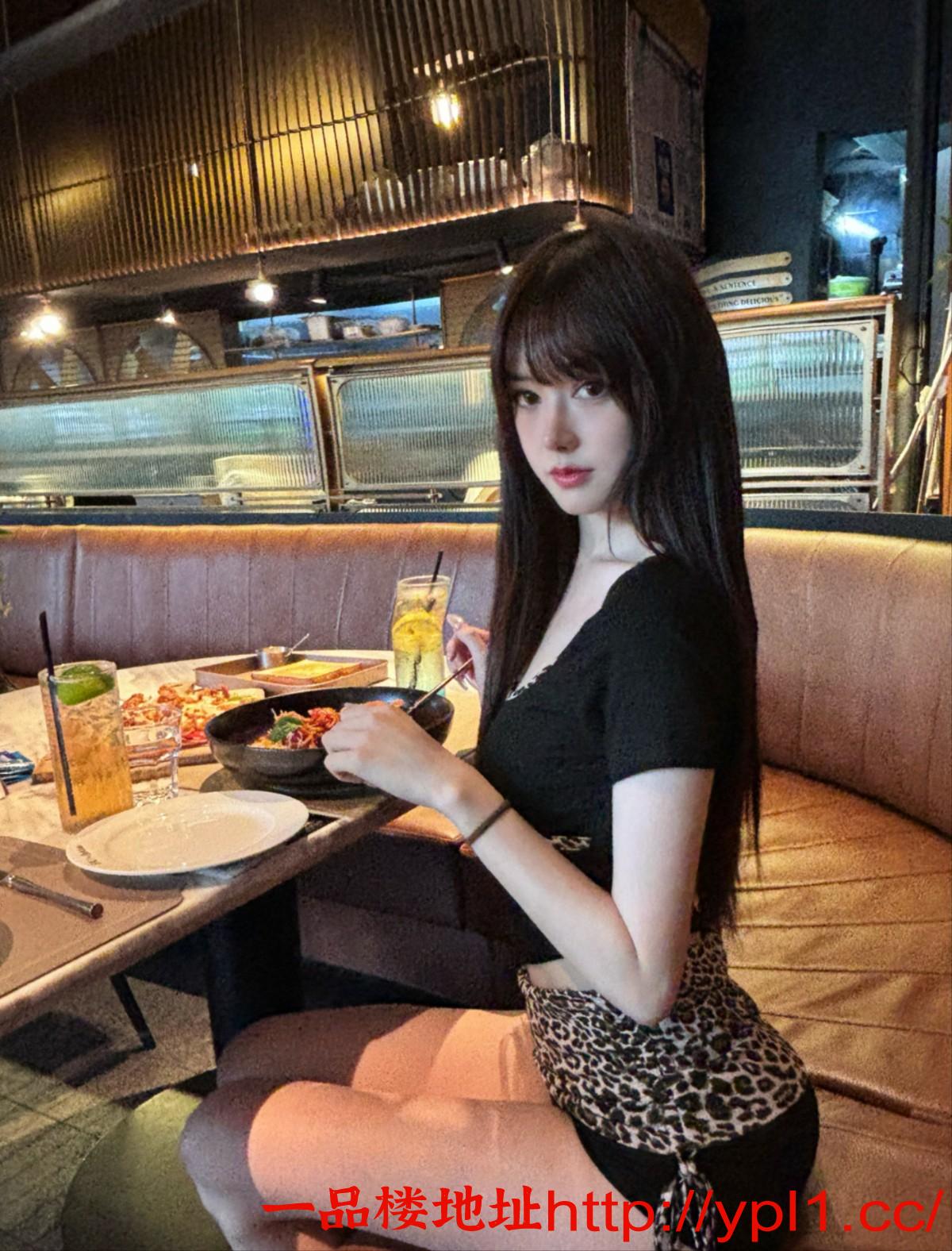 体验会夹会吸的小穴