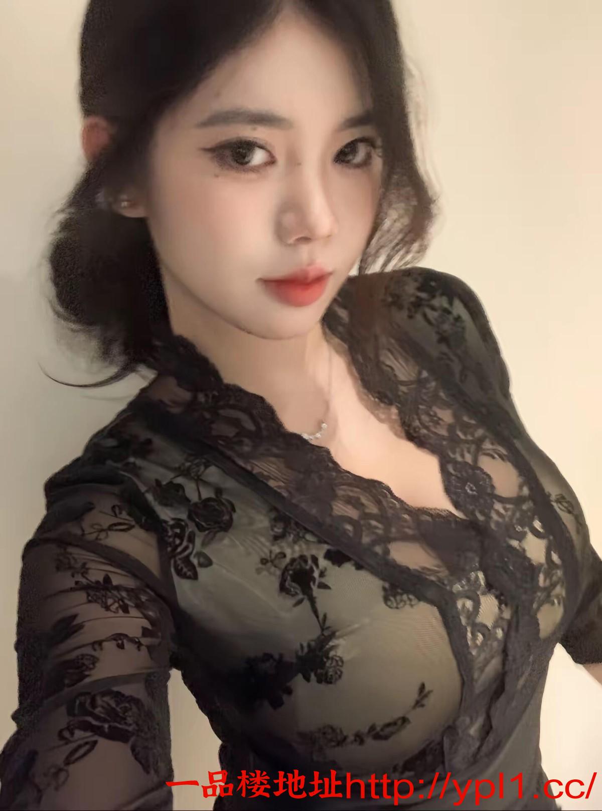 骚妹会玩胸大逼紧够浪易高潮，可外出上门