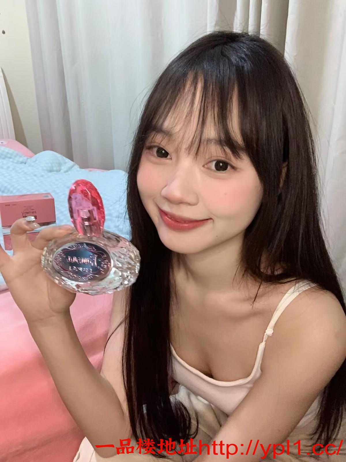 刚到的极品嫩妹初下海(可外出)