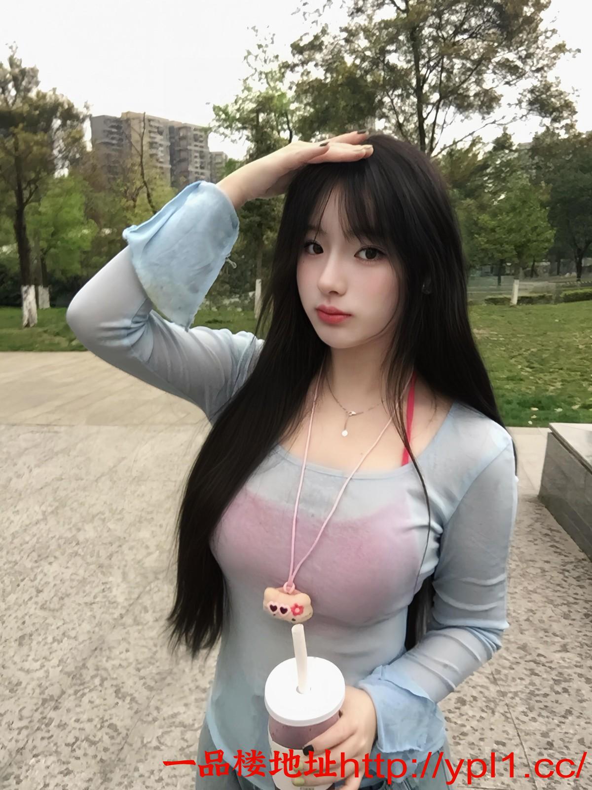 嫩妹粉嫩鲍鱼敏感体质高潮不断