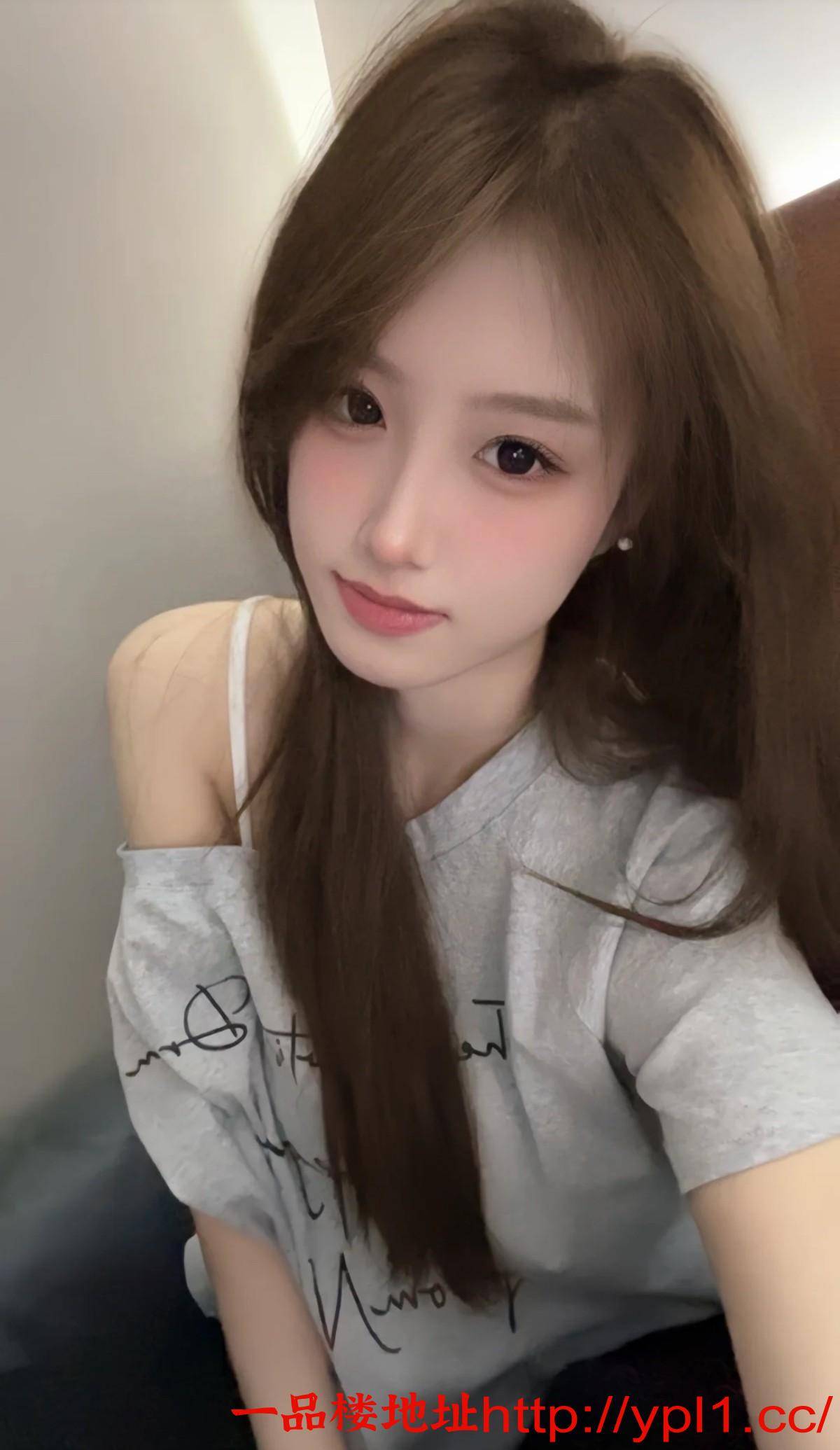 小妖精骚穴淫水极多（可外出）