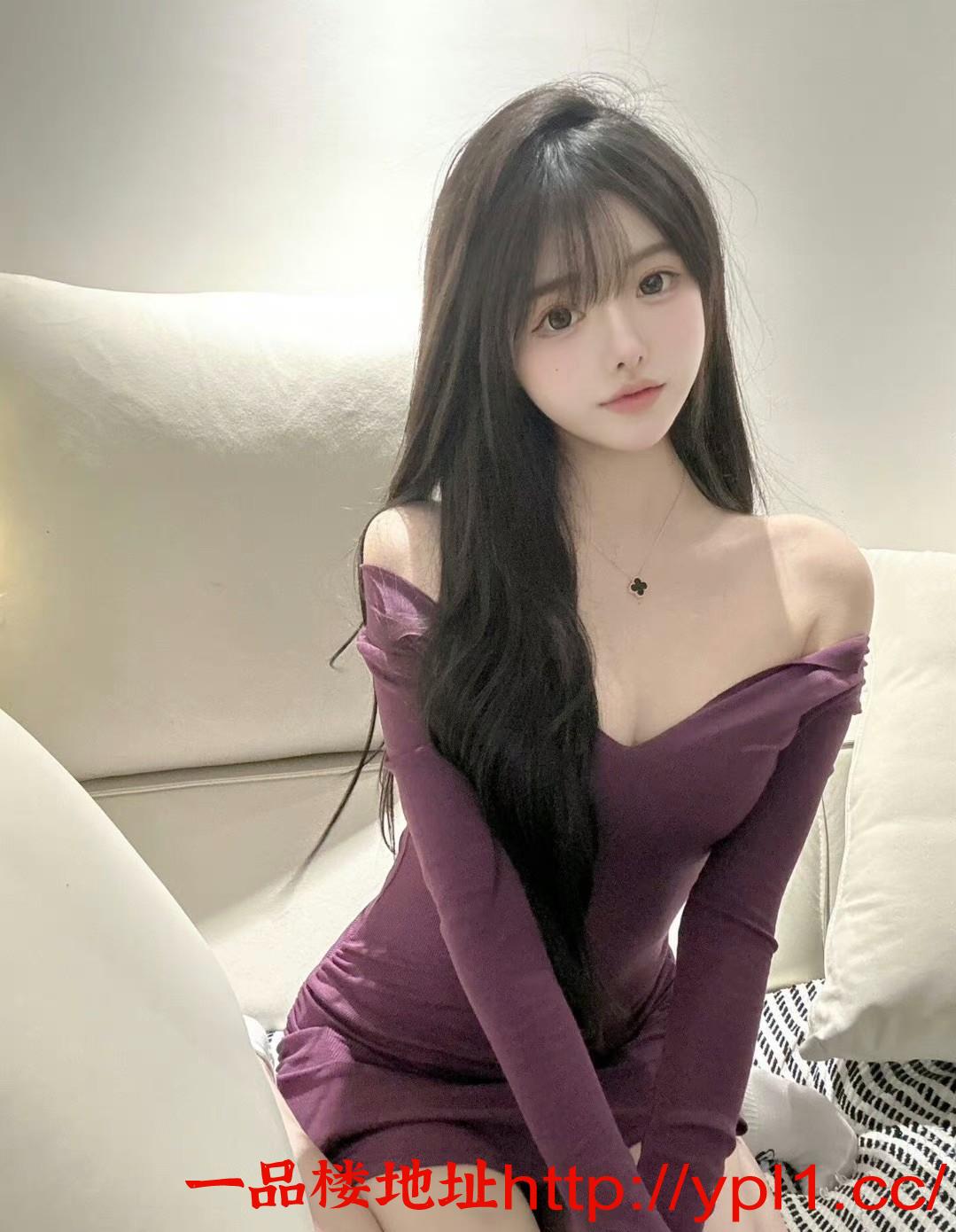 02年反差小骚妹逼紧会夹服务还不错