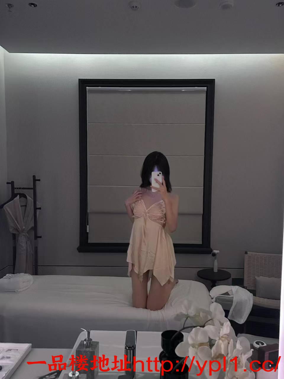 反差闷骚婊 （已验真人）