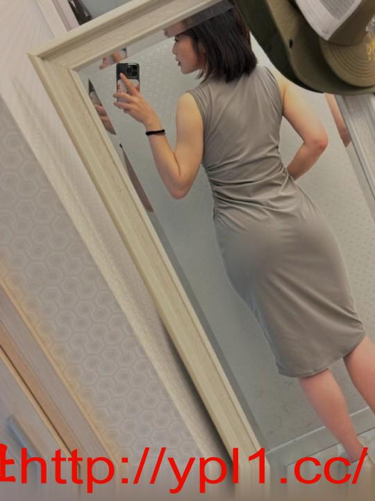 可盐可甜的妹子