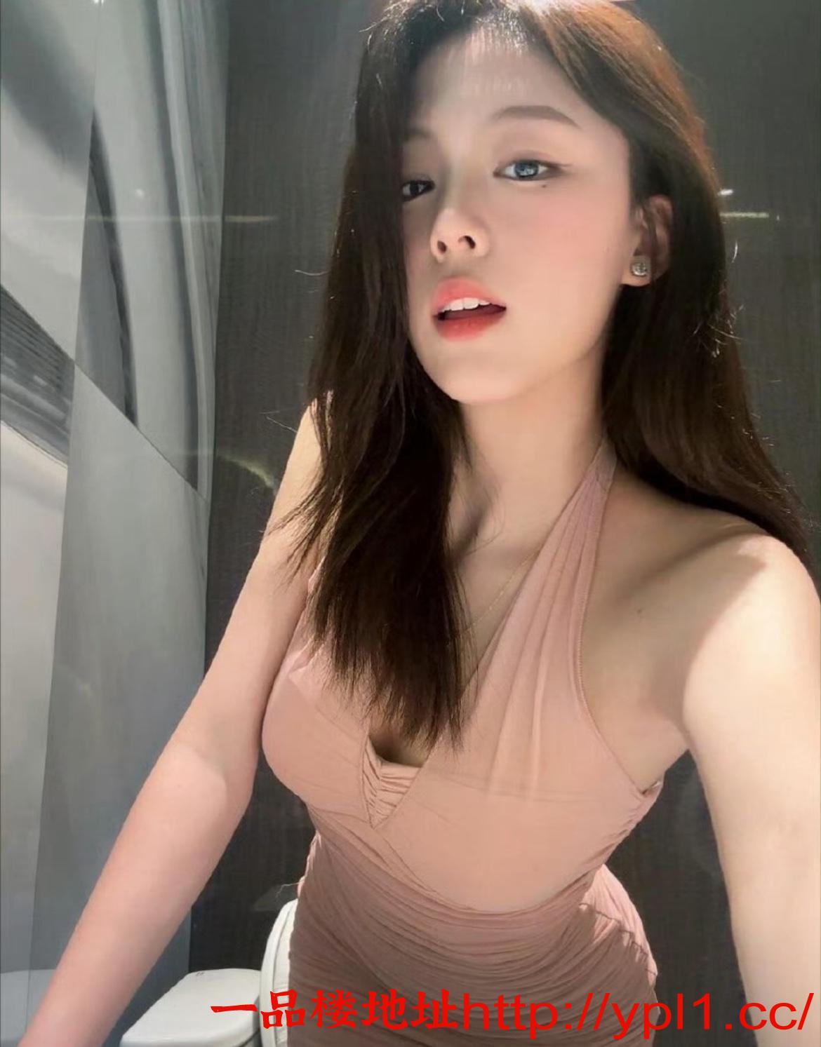 丹阳性感白嫩乖巧邻家御姐