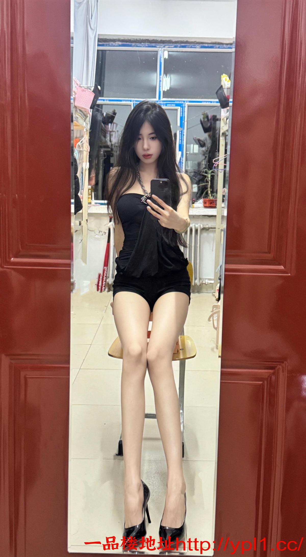 吴中区性感巨乳紧B水多的嫩妹