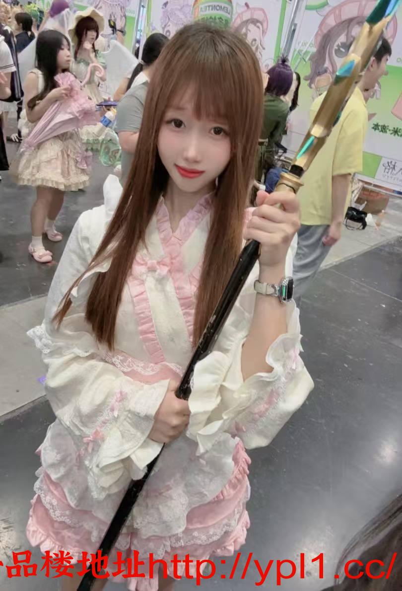 精致白虎粉嫩鲍鱼（已验真人）