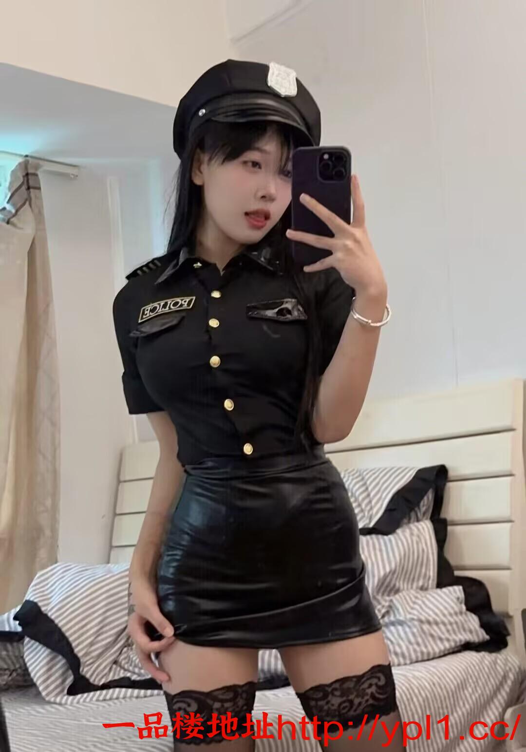 热辣白虎大长腿性感美眉（已验真人）