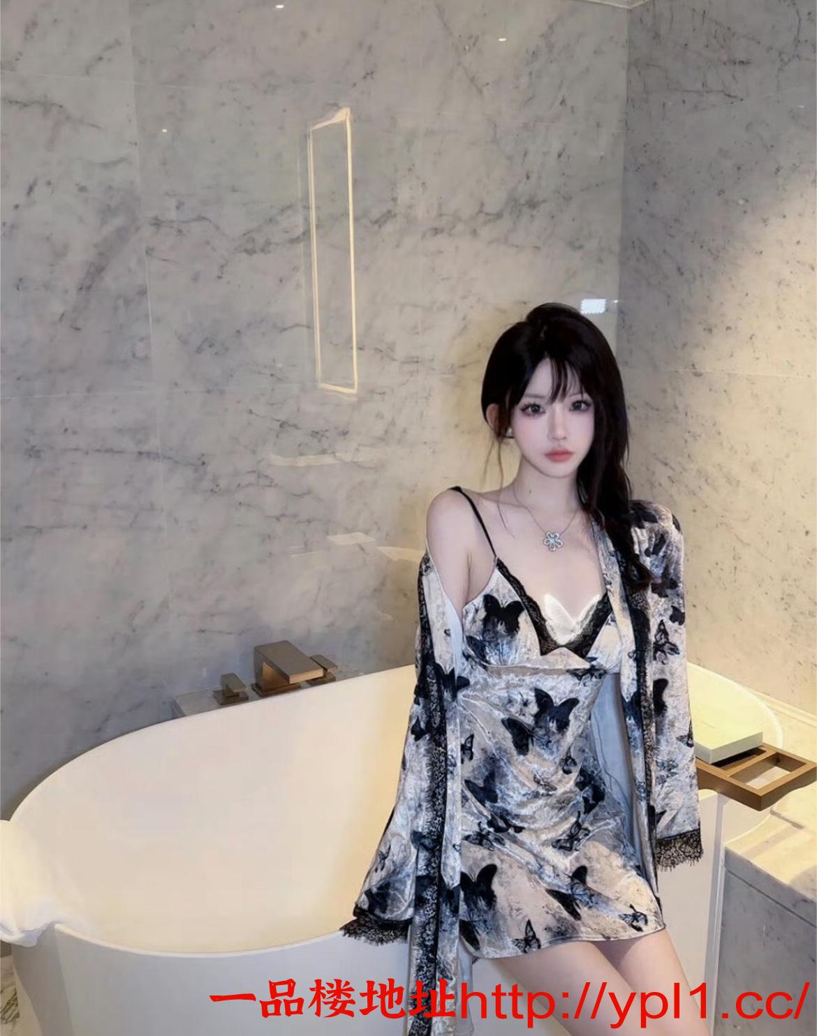 可爱御姐完美身材