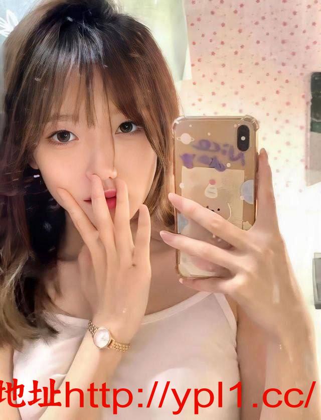 粉红鲜嫩会喷水小迷妹