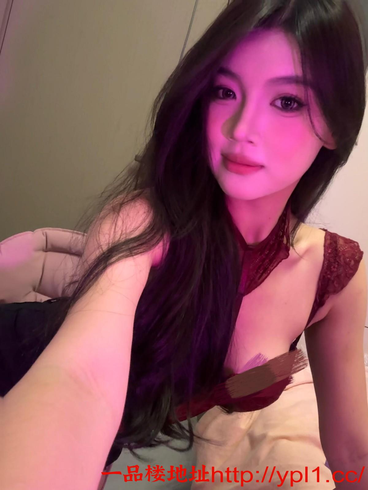 新人下海美女粉嫩多汁很会玩