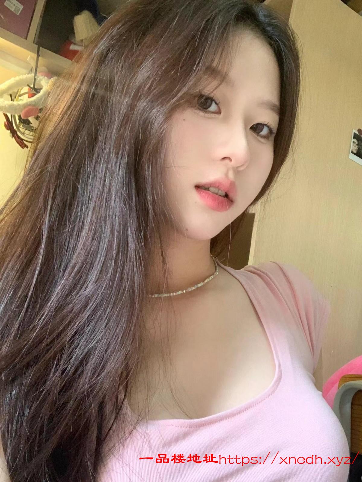 小芸S身材性感骚逼粉嫩紧致