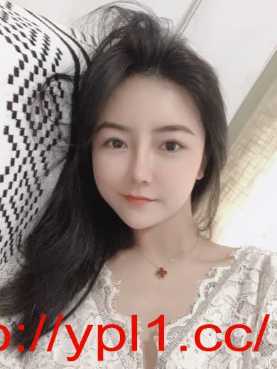 肤白貌美小嫩妹