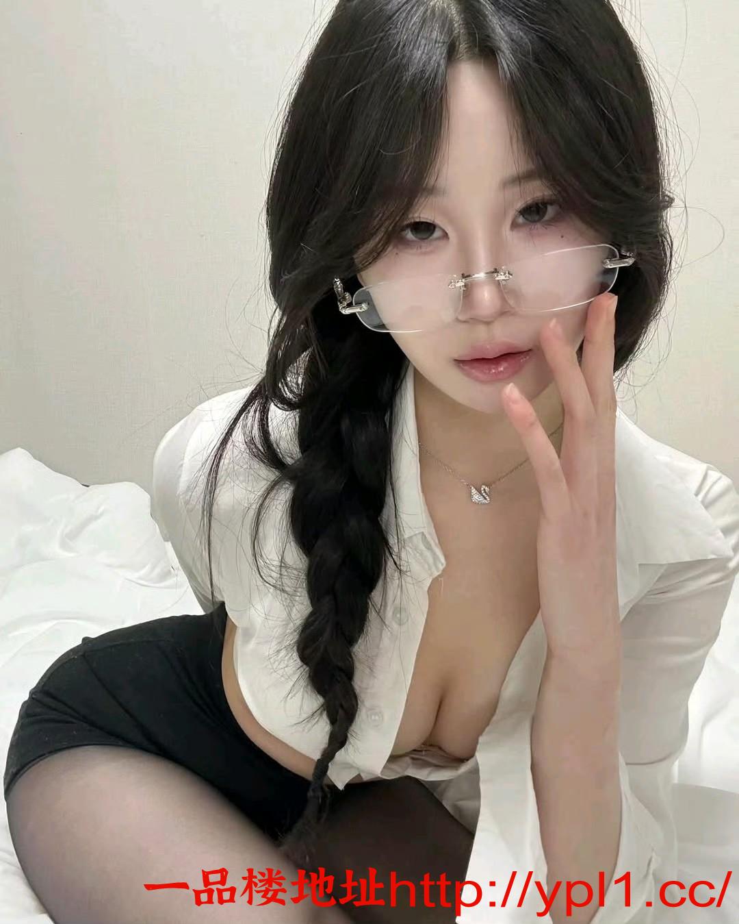 嫩妹小穴紧致敏感多汁