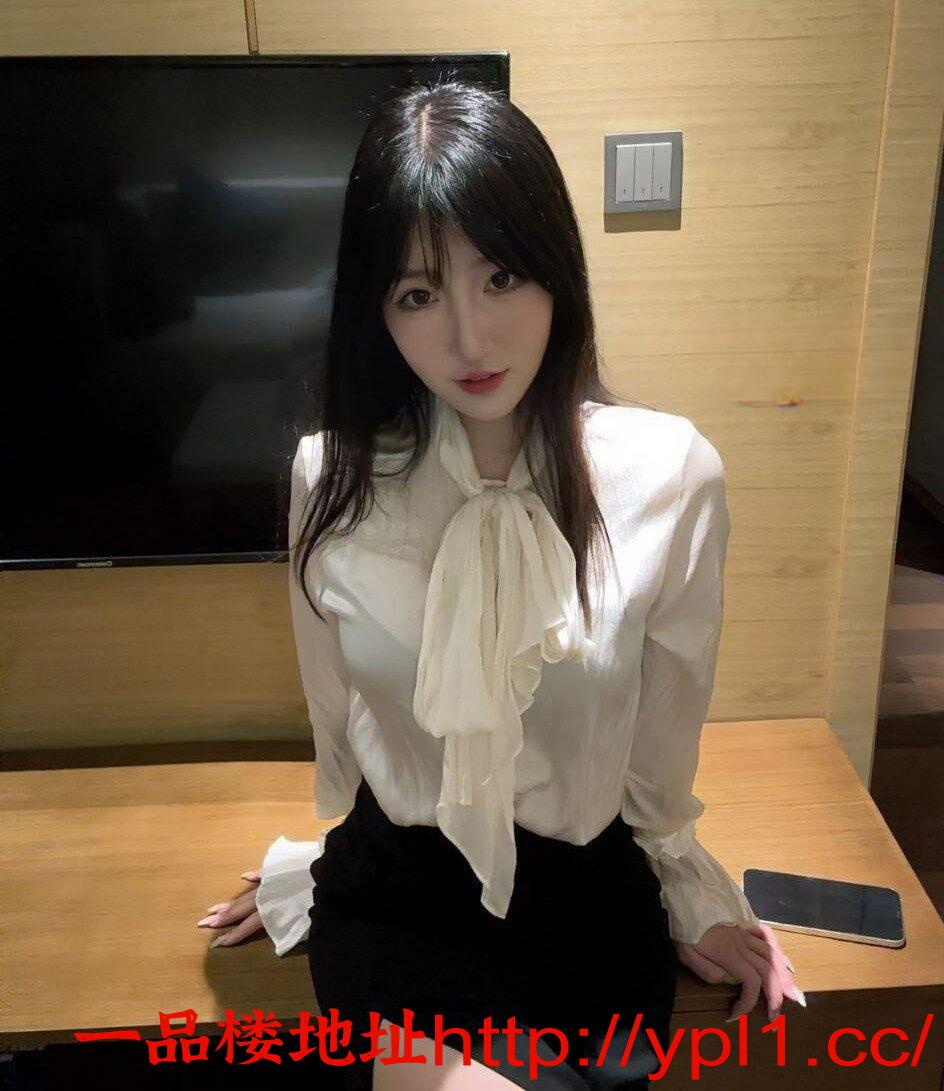 大奶肥臀活好白虎小姐姐（已验真人）