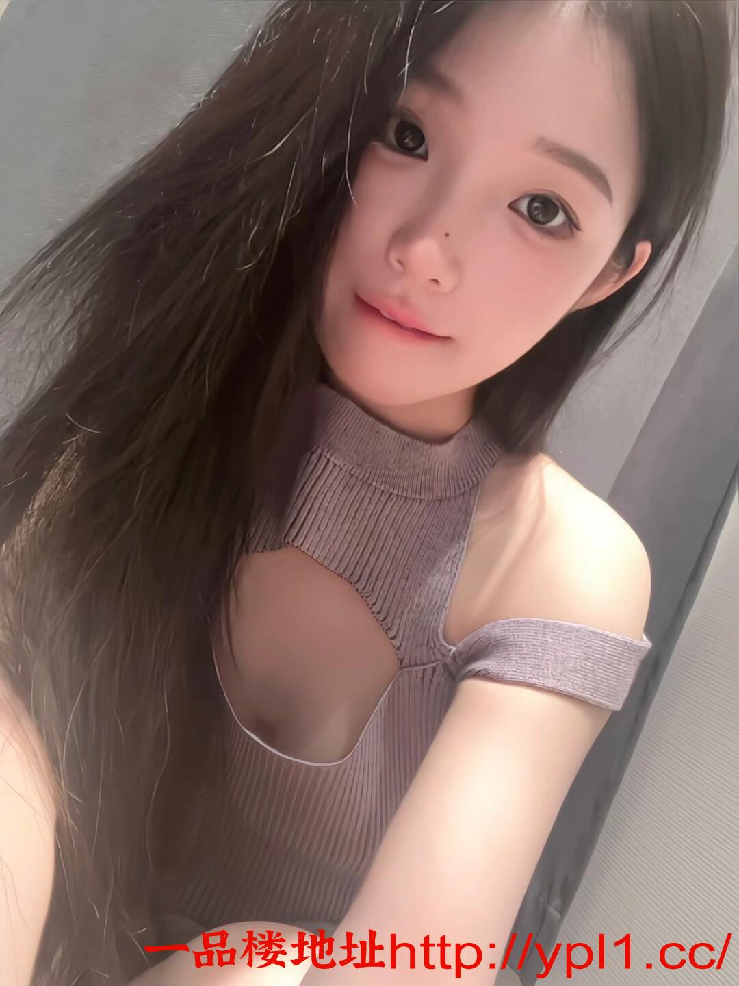 20岁清纯学生妹妹暑假兼职 可调教 乖巧很配合  可外出