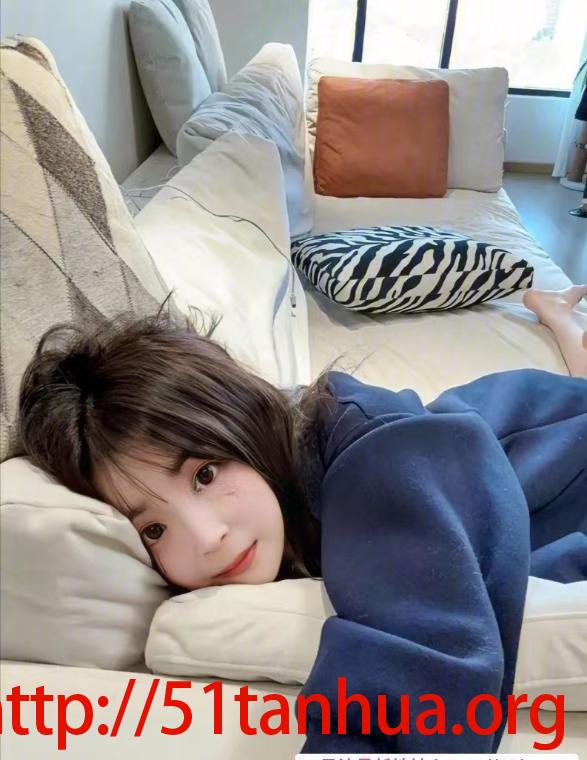 三点粉美乳晴晴