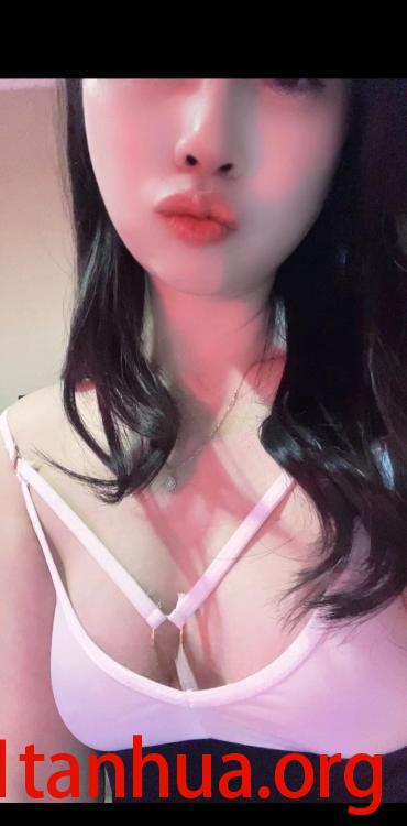 大学城丰满少妇