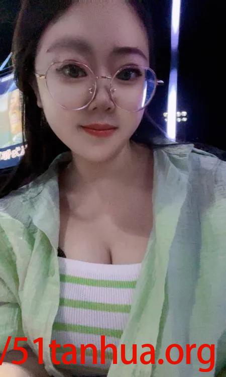 服务系真大F胸琦琦