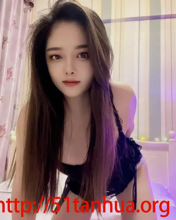 性感蜜桃臀少妇