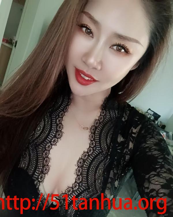 挺有感觉的熟女