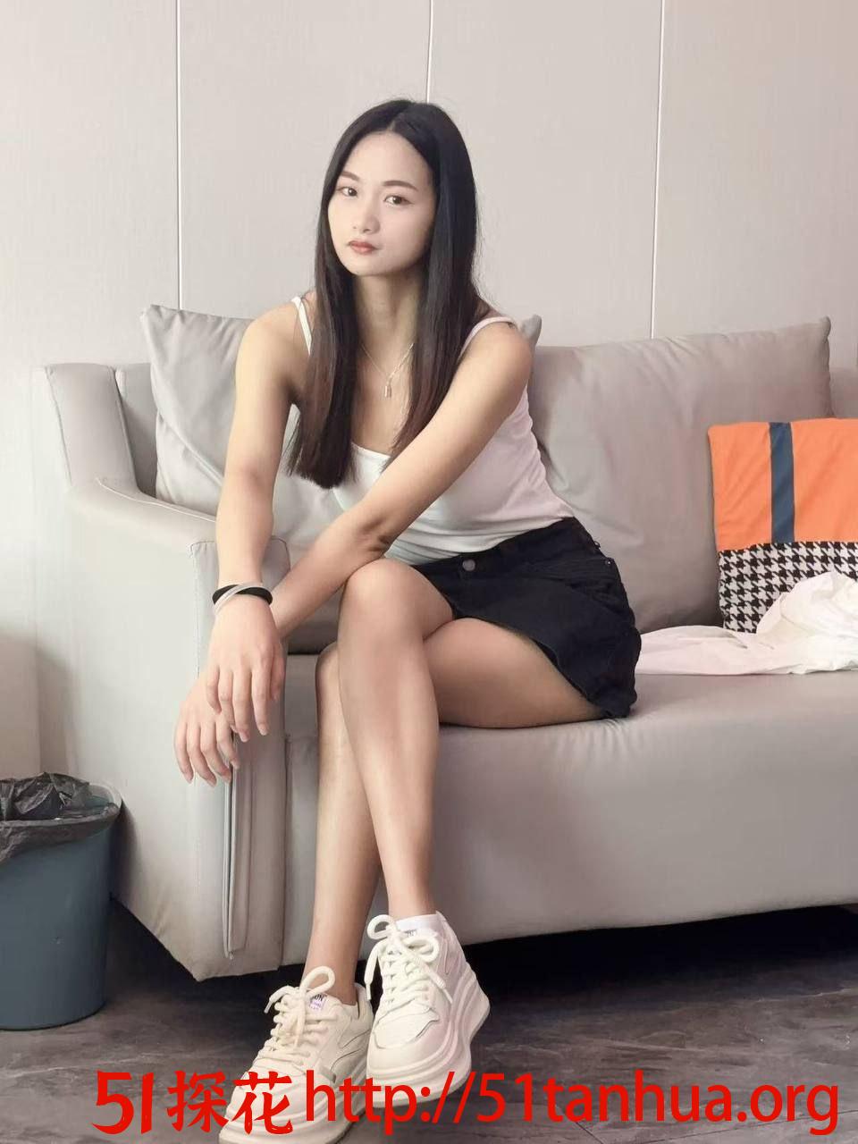 一个不错的小妞